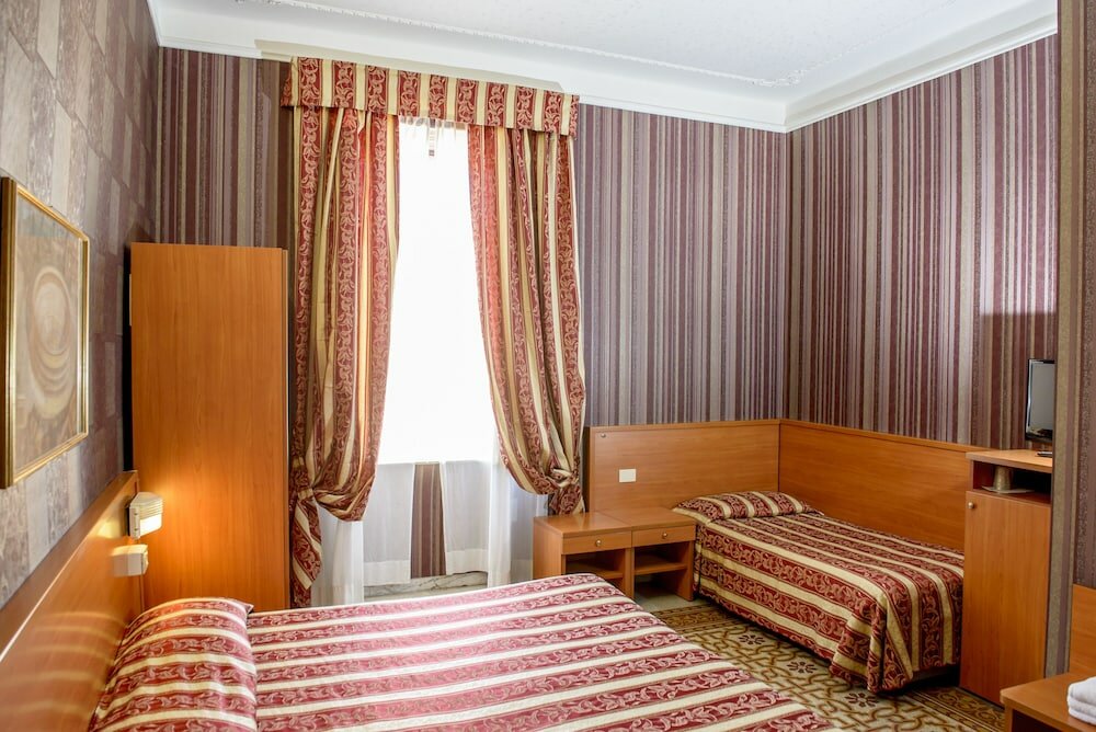 Фото Hotel Emmaus