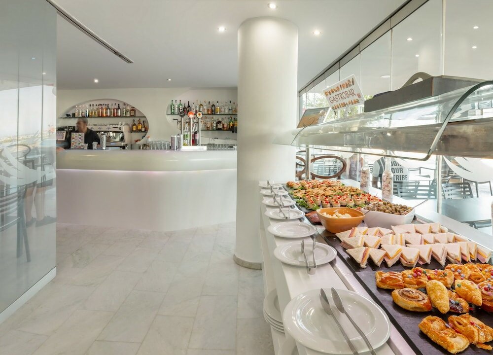 Фото Villa del Mar Hotel