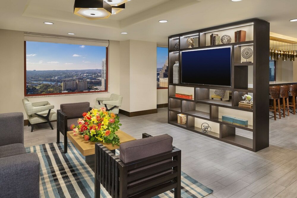 Фото Hilton Austin