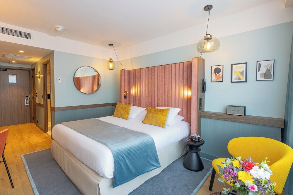 Фото Golden Tulip Aix les Bains