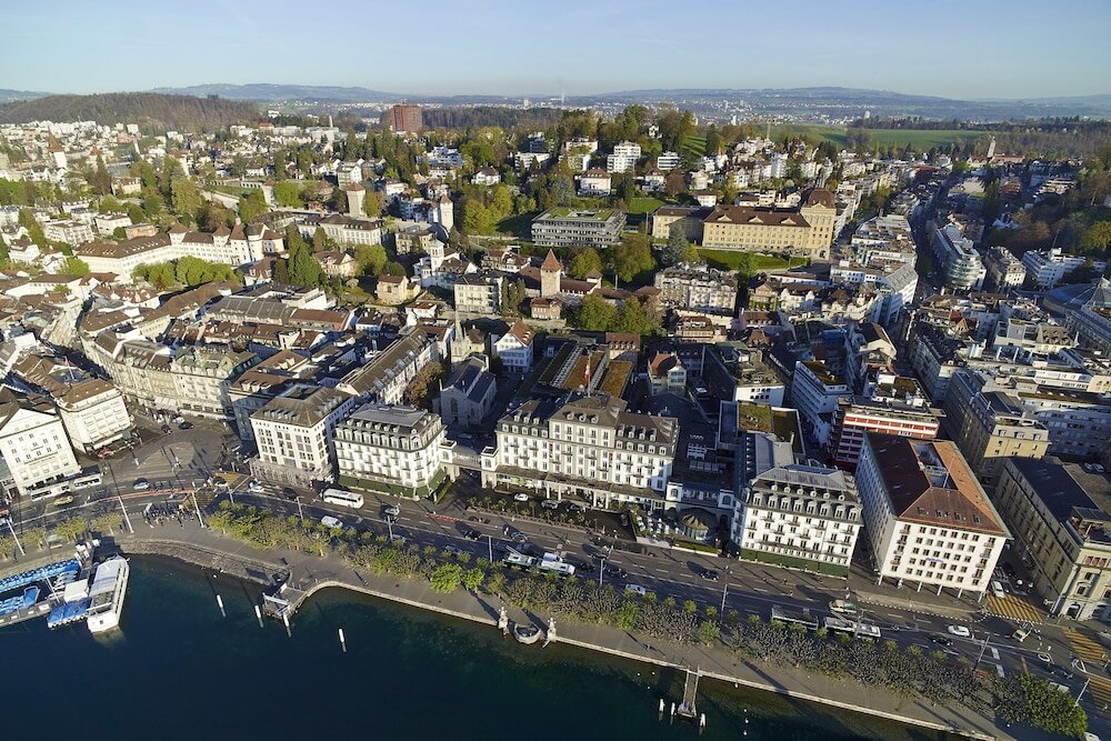 Фото Hotel Schweizerhof Luzern