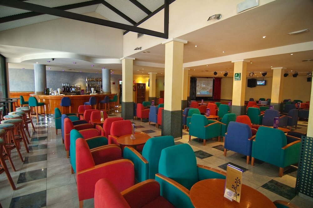 Фото Hotel Servigroup Pueblo Benidorm