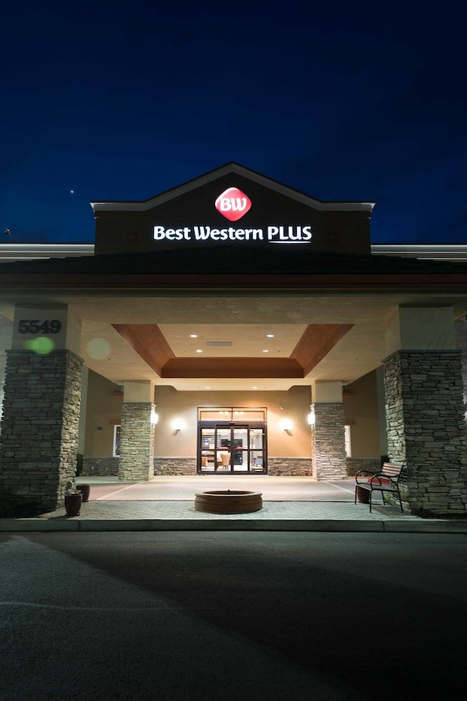 Фото Best Western Plus Delta Inn & Suites