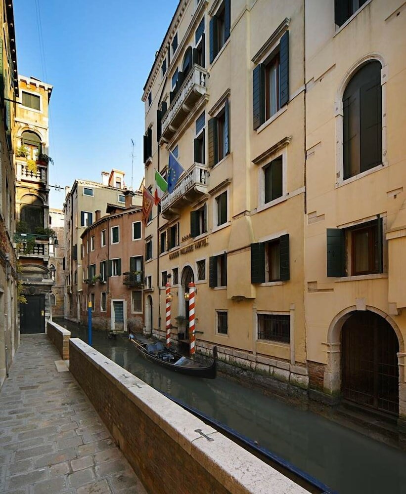 Фото Duodo Palace Hotel