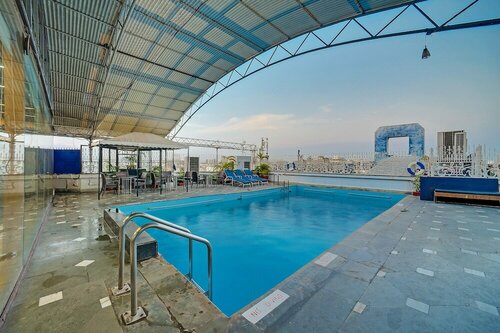 Гостиница Ramee Guestline Hotel Juhu