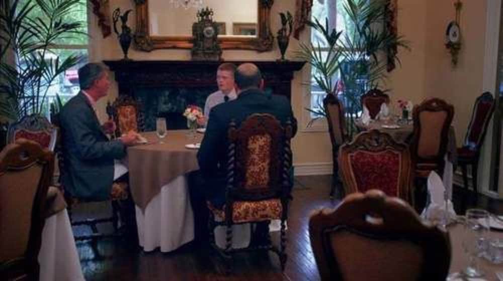 Фото The Sanford House Inn & SPA