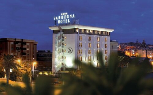 Гостиница Sardegna Hotel, Suites & Restaurant в Кальяри