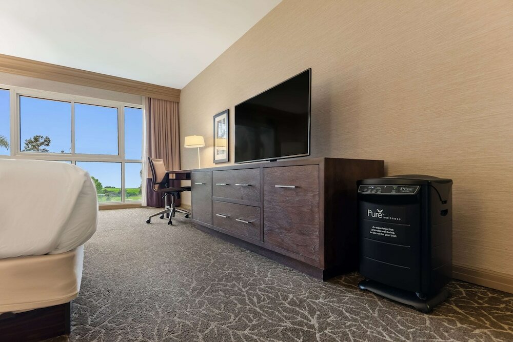 Фото Hilton La Jolla Torrey Pines