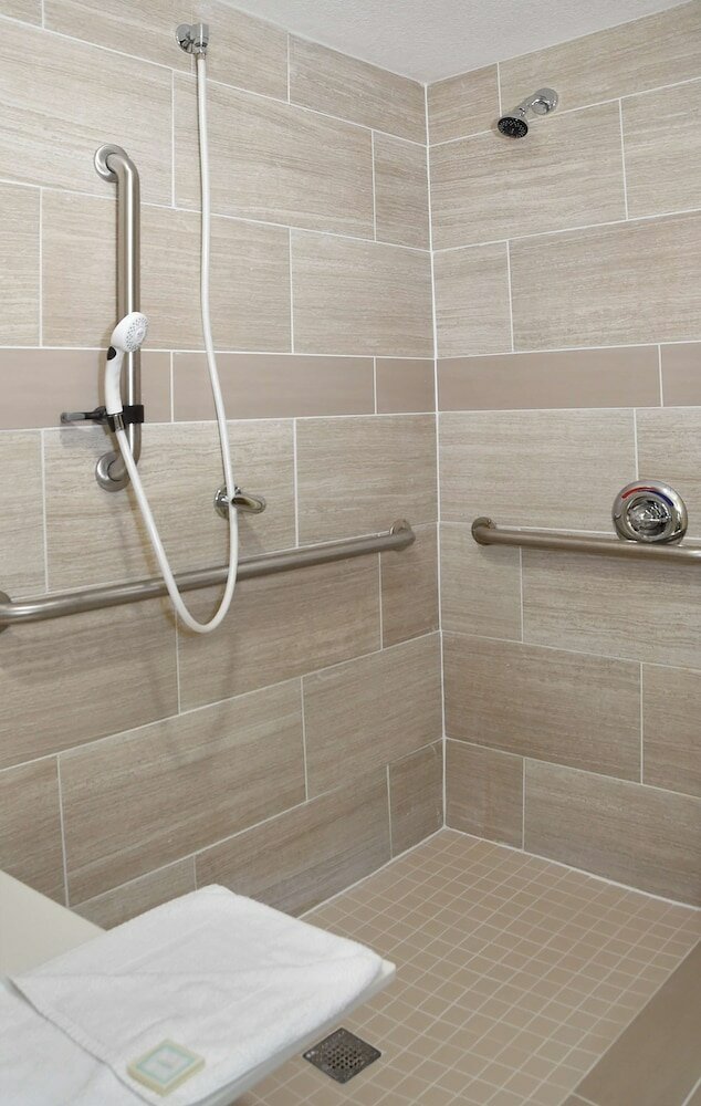 Фото Best Western Orlando East Inn & Suites