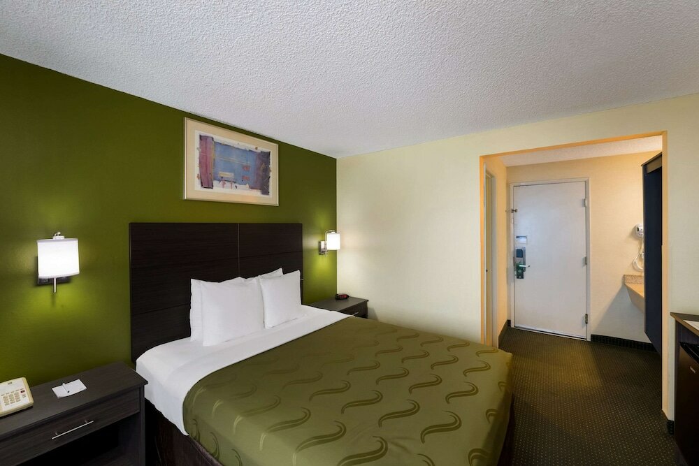 Фото Quality Inn SeaTac Airport-Seattle