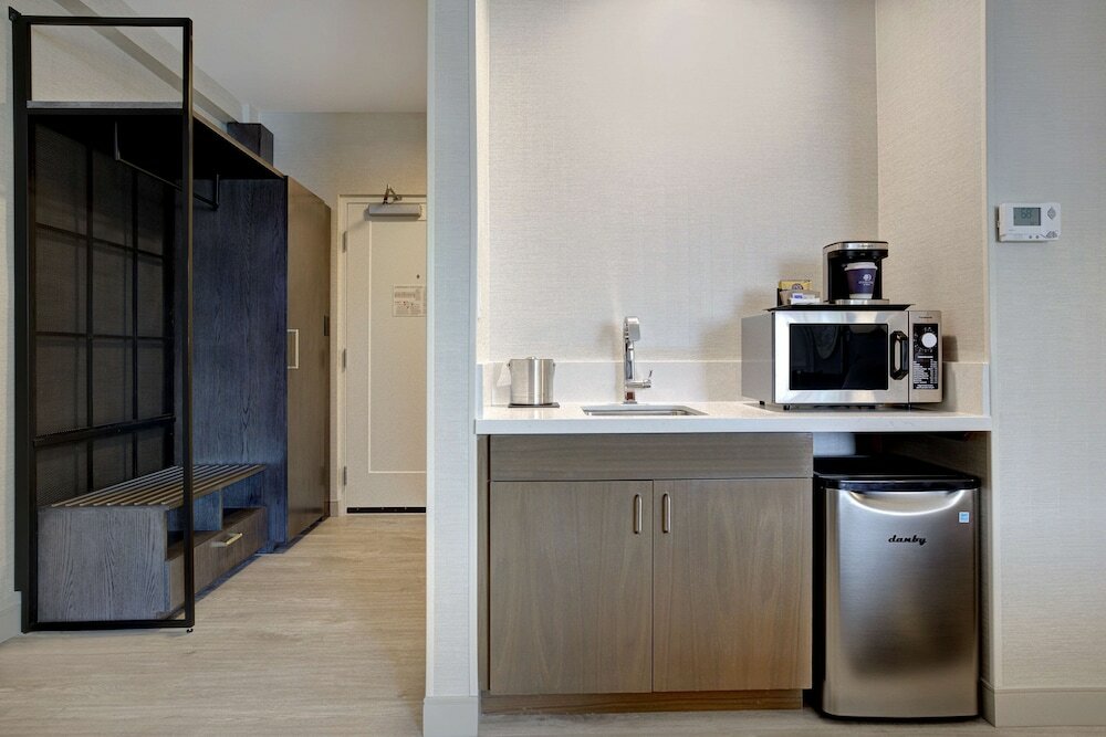 Фото DoubleTree by Hilton Palmdale, Ca