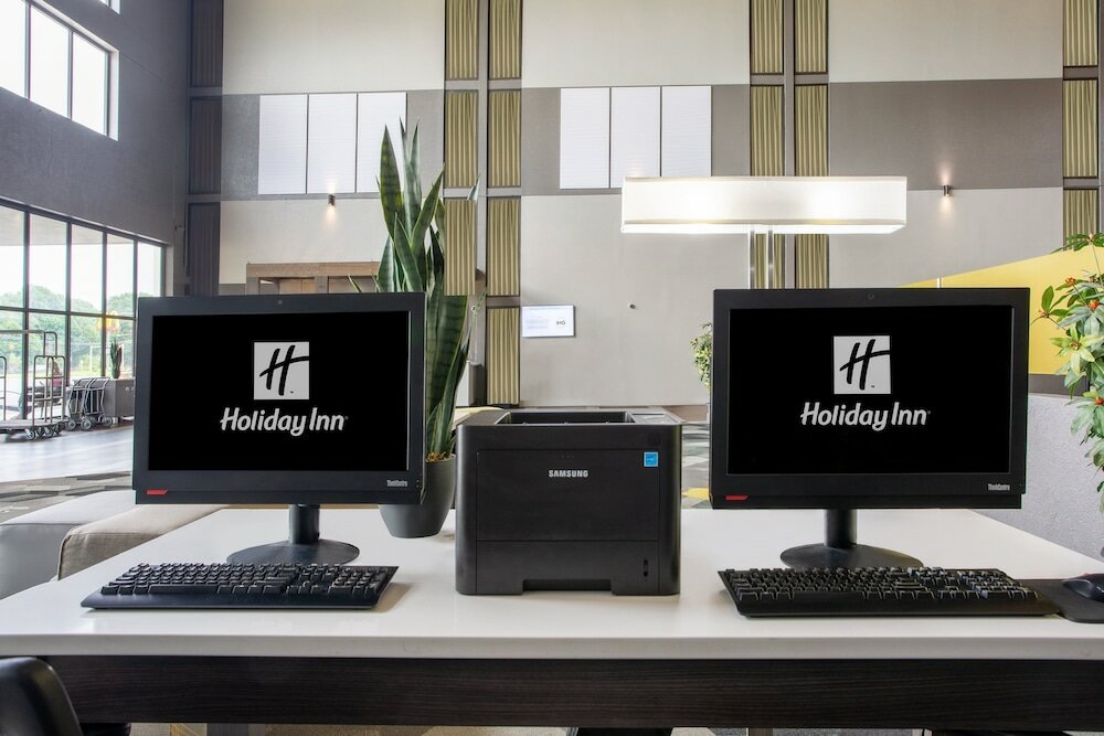 Фото Holiday Inn Morgantown - Reading Area, an Ihg Hotel