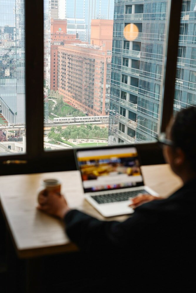 Фото Holiday Inn Chicago Dwtn Wolf Point, an Ihg Hotel