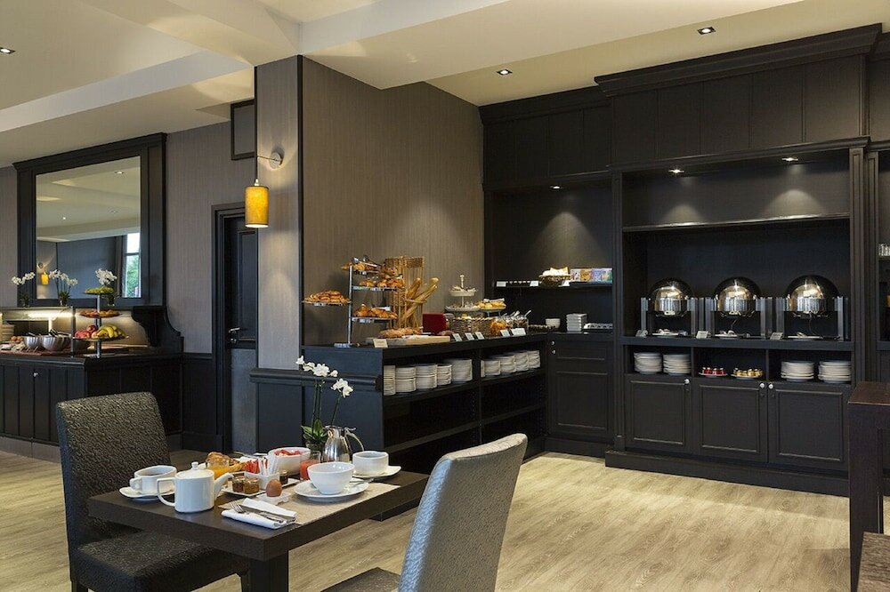 Фото Hôtel Barrière l'Hôtel du Lac