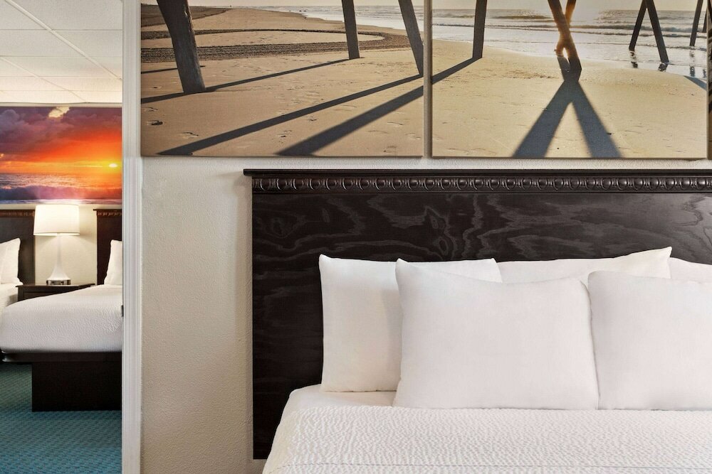 Фото Days Inn by Wyndham Ocean City Oceanfront