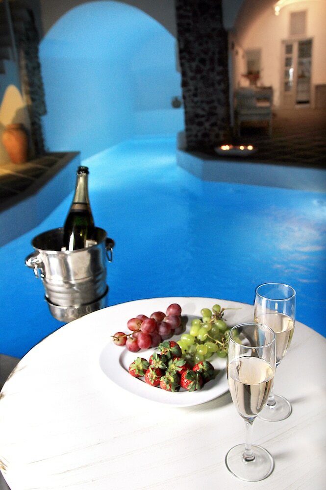 Фото Oia Mare Villas