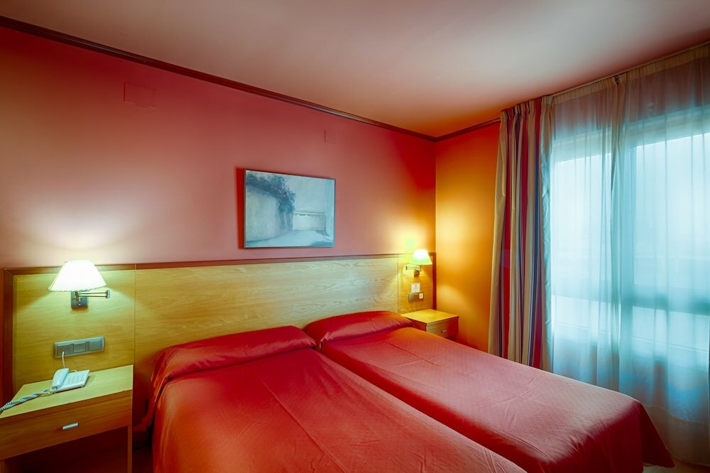 Фото Hotel Cervantes