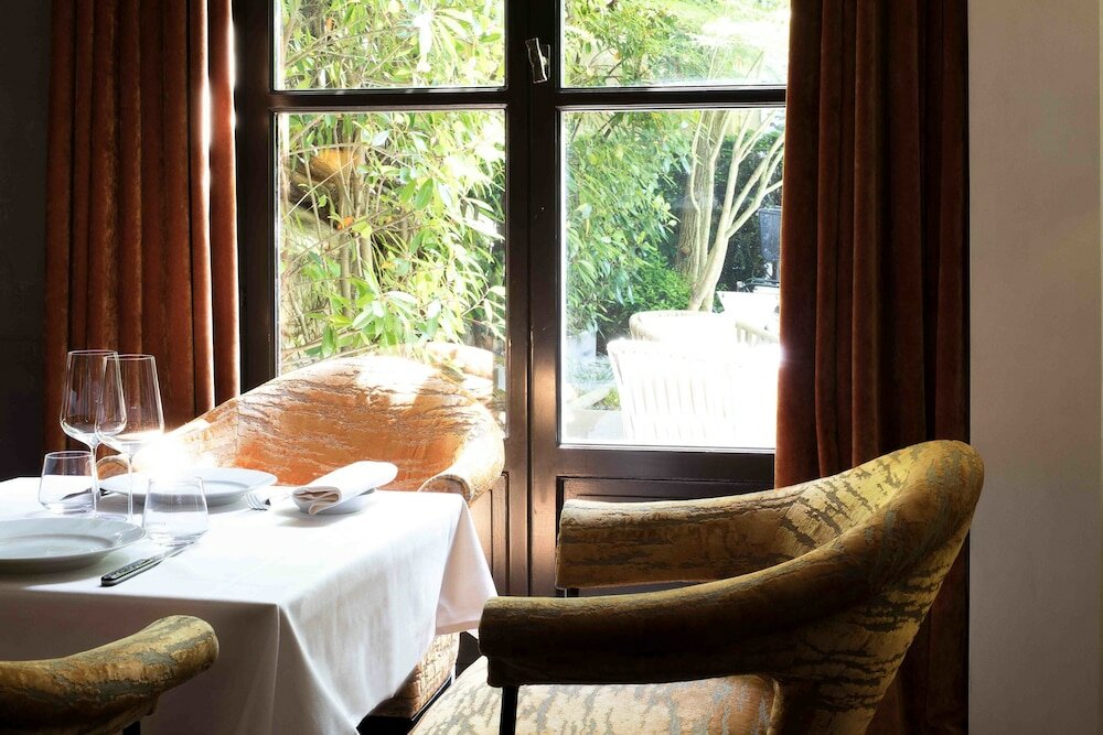 Фото Pavillon de La Reine