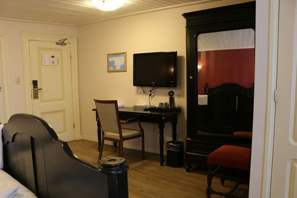 Фото 158116823309