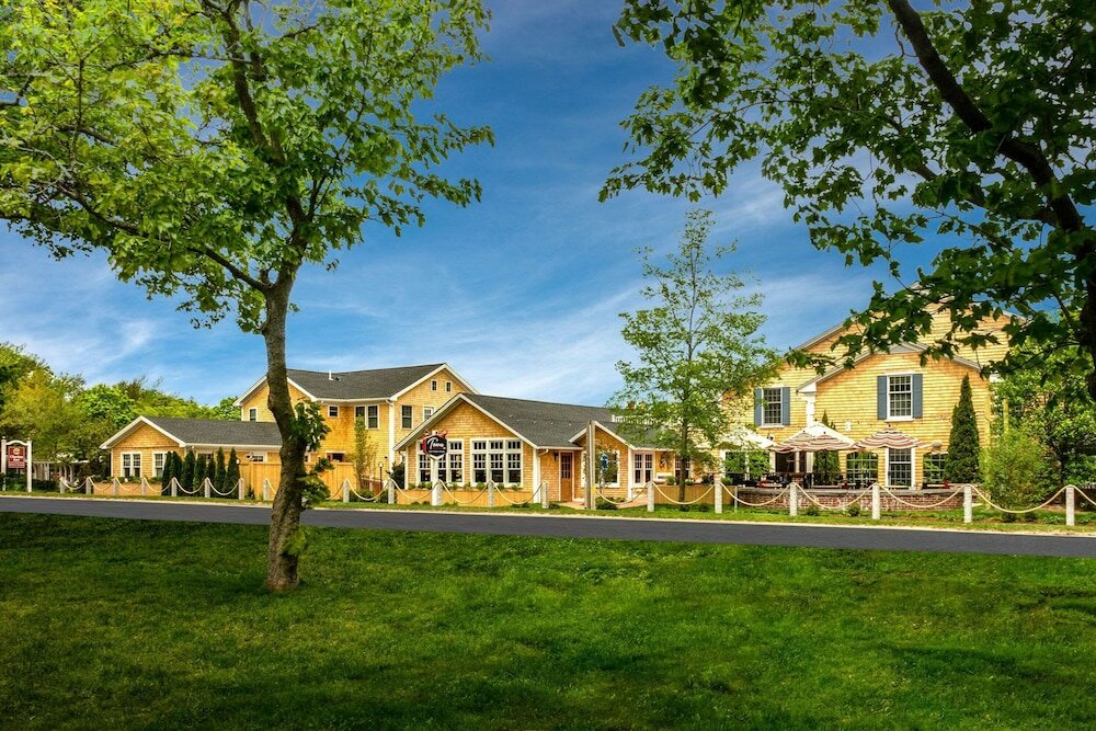 Фото Edgar Hotel Martha's Vineyard, Ascend Hotel Collection