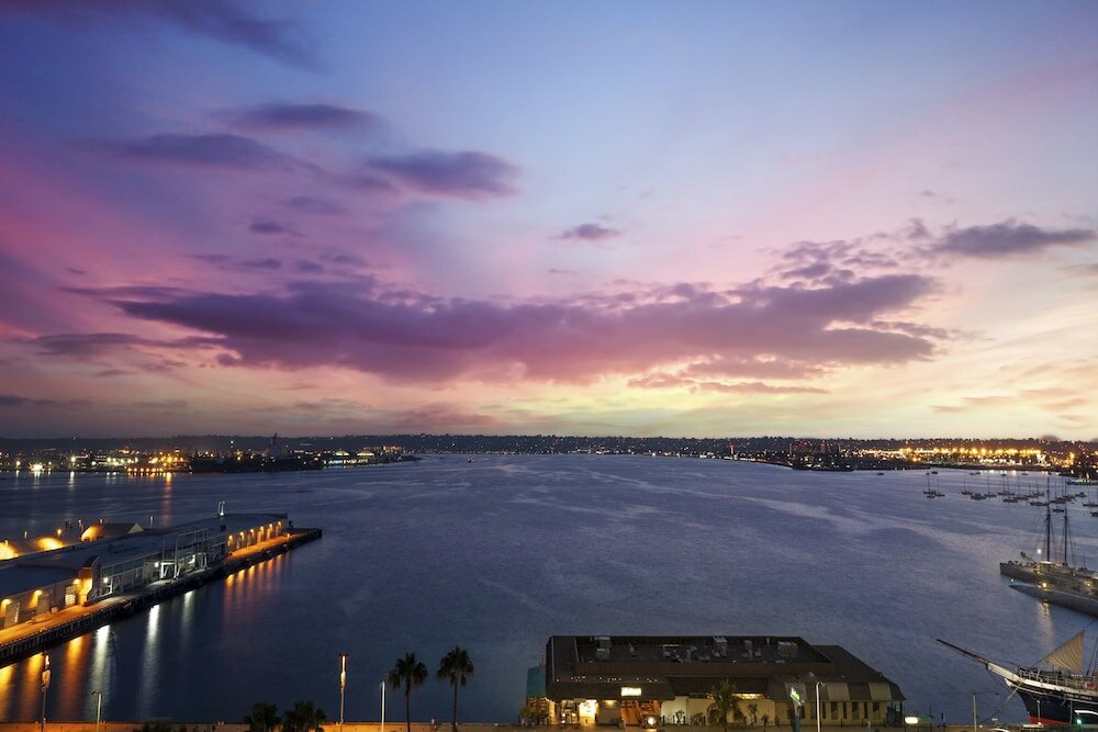 Фото Wyndham San Diego Bayside