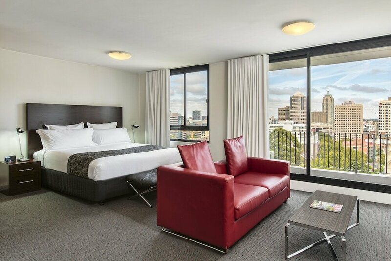 Гостиница Cambridge Hotel Sydney в Сиднее