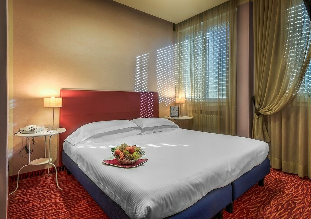 Фото Hotel Maggiore Bologna