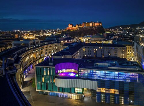 Гостиница Sheraton Grand Hotel & SPA, Edinburgh в Эдинбурге