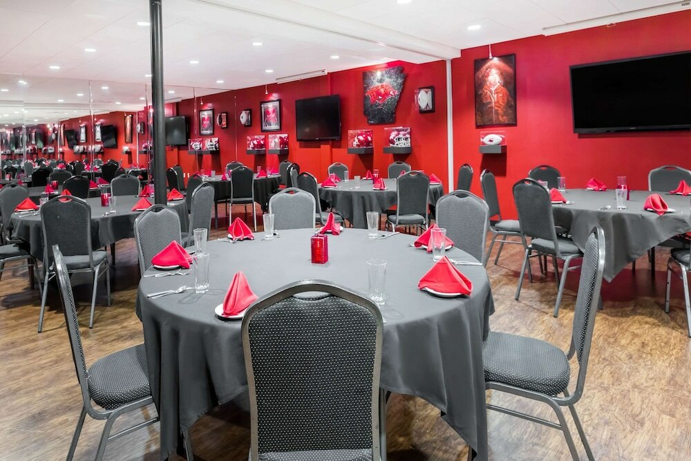 Фото Wyndham Riverfront Little Rock