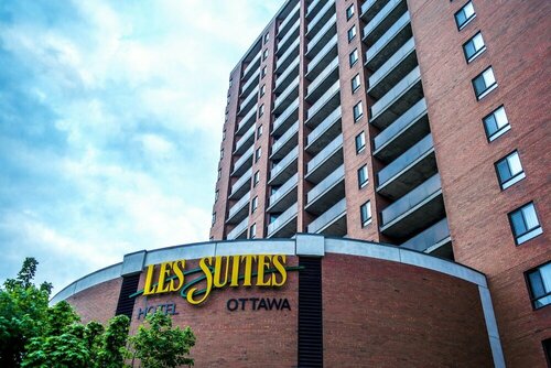 Внешний вид отеля Les Suites Hotel Ottawa в Оттаве, фото 1