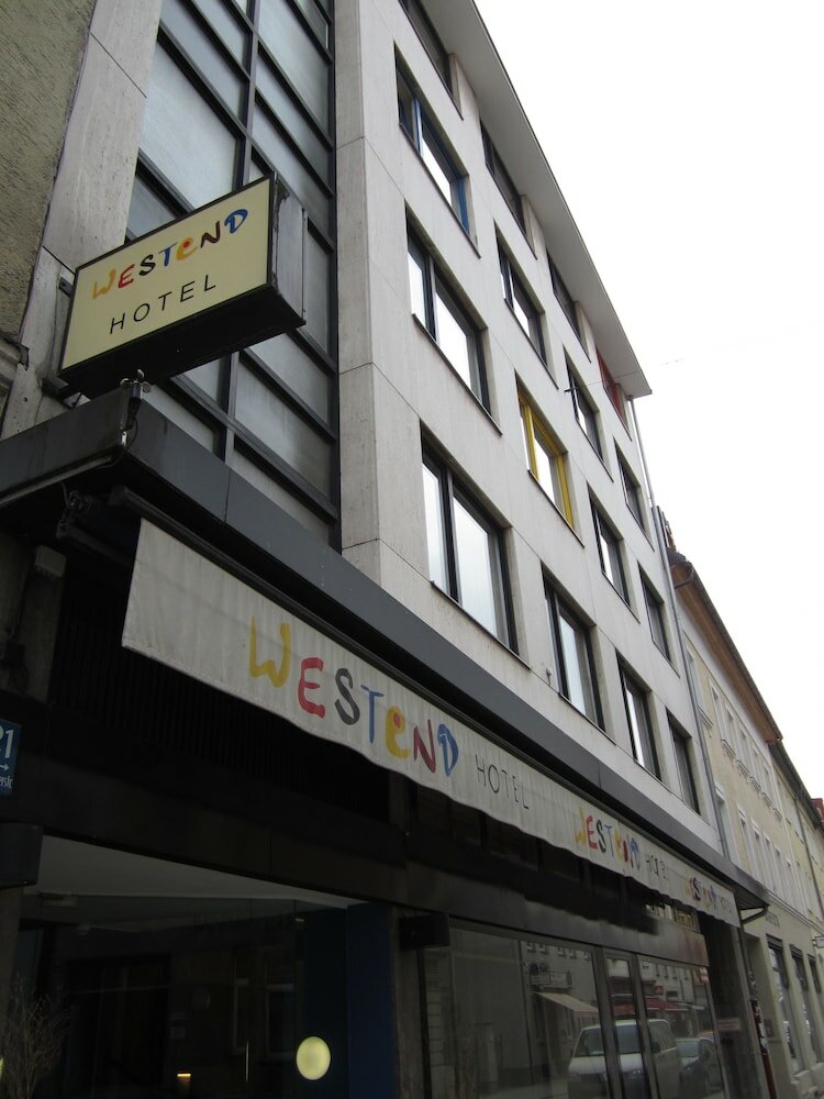 Фото Westend Hotel