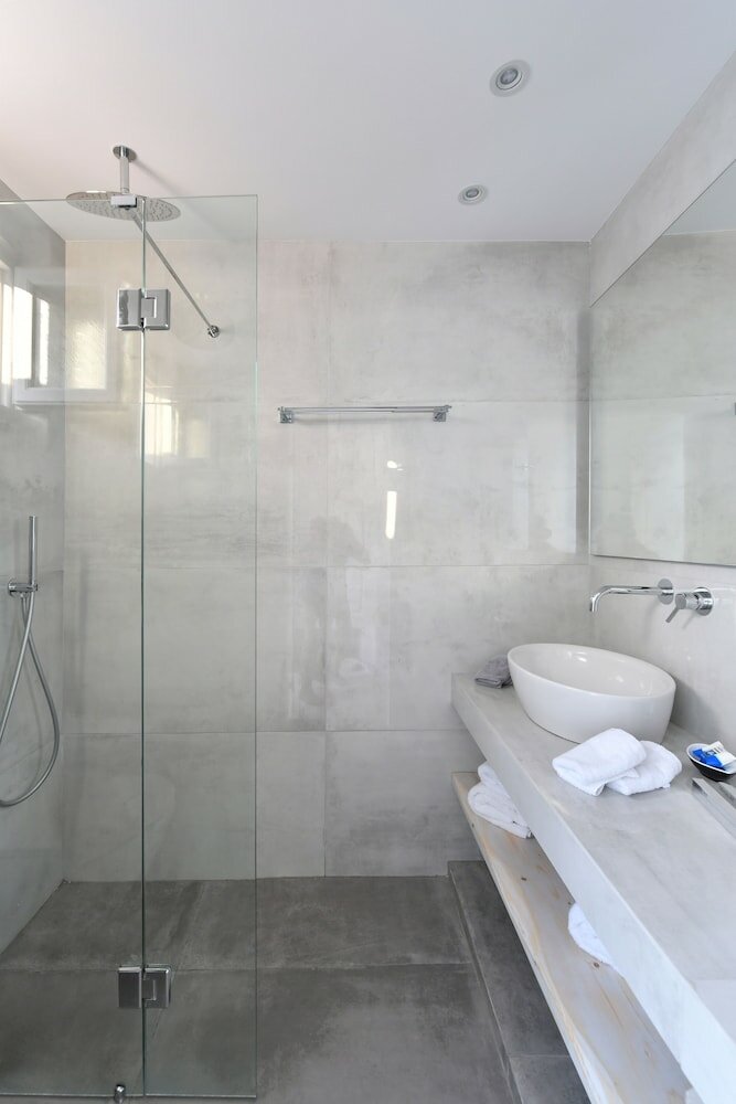 Фото Kanale's Rooms and Suites