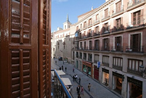Гостиница Suites You Nickel в Мадриде