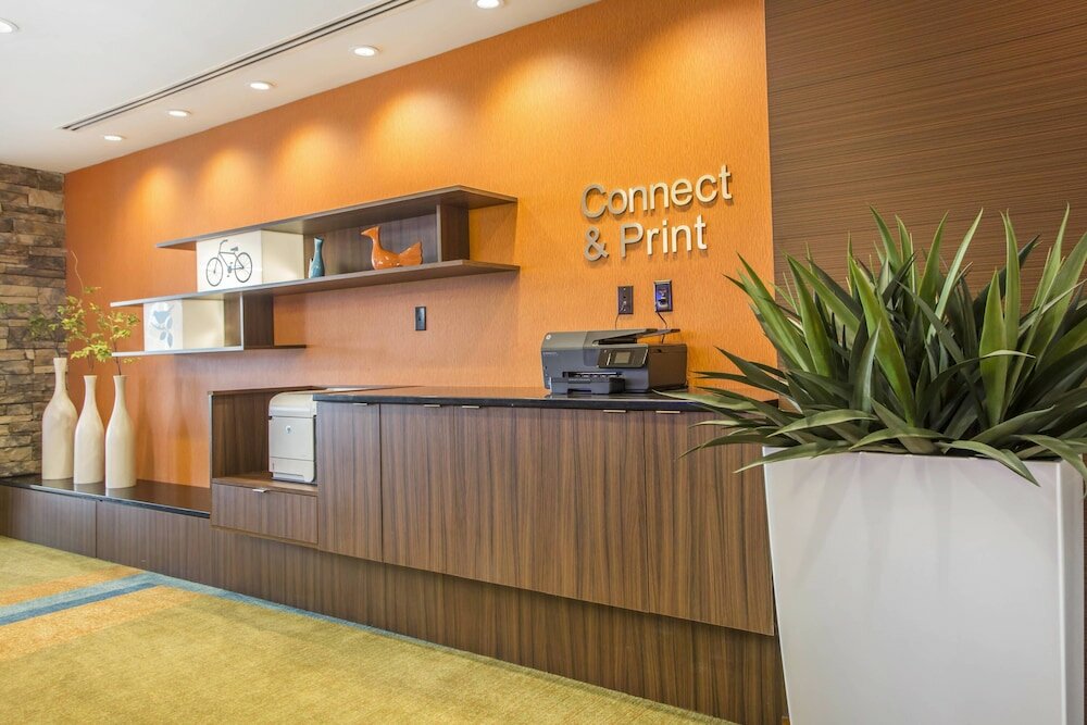 Фото Fairfield Inn & Suites by Marriott Waterloo Cedar Falls