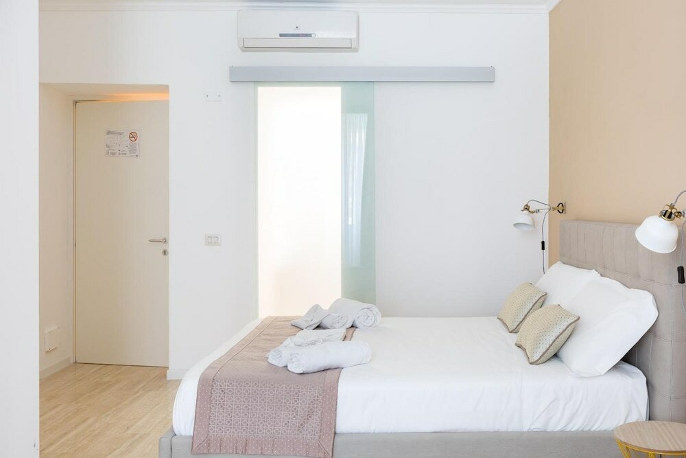 Фото Trevi Fountain Guesthouse