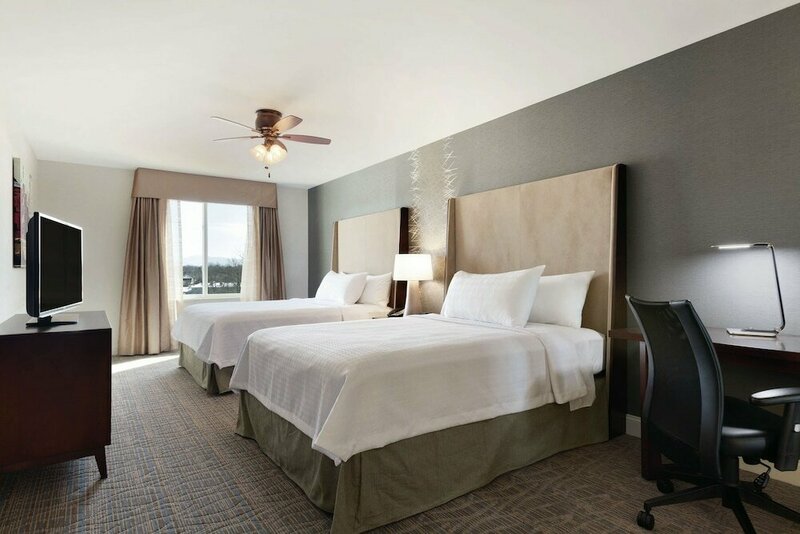 Гостиница Homewood Suites by Hilton Burlington в Берлингтоне