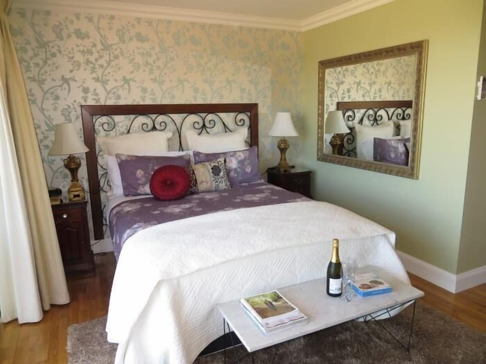 Фото Gooromon Park Cottages