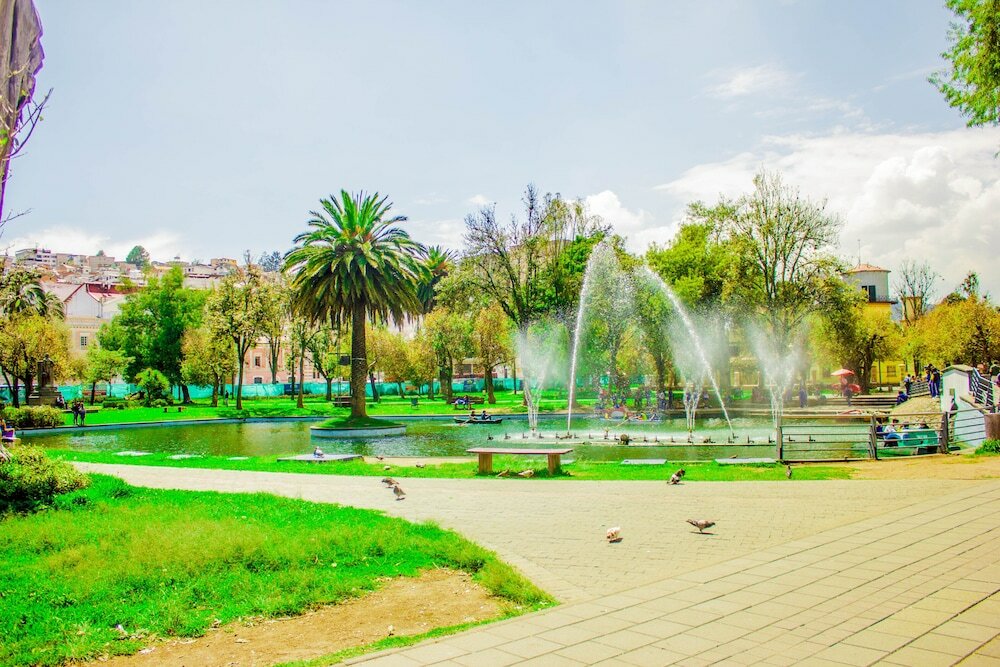 Фото отеля 2