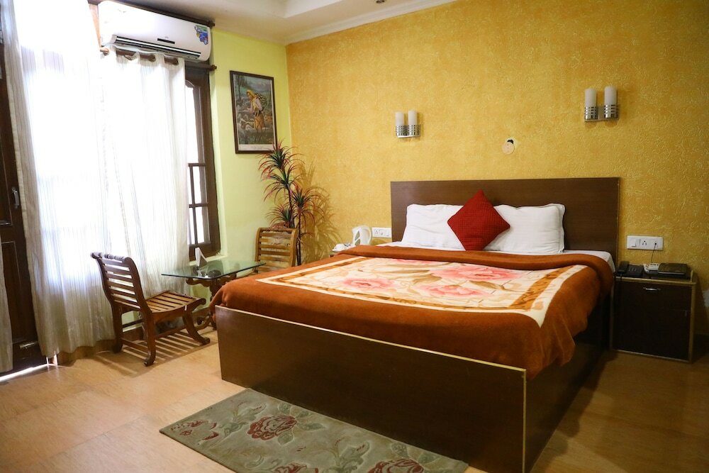 Фото Hotel The Woodz