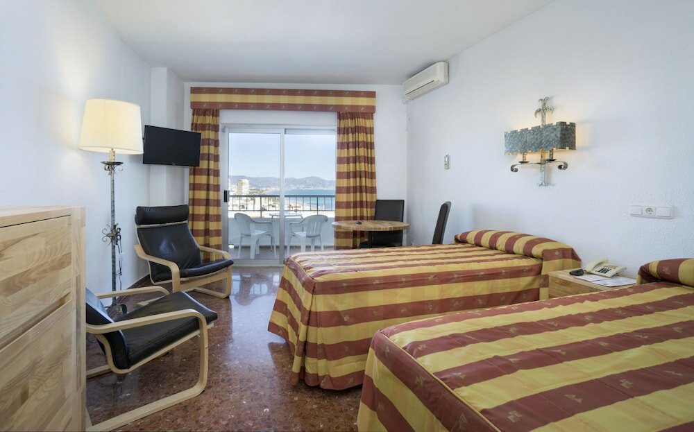 Фото Hotel Apartamentos Bajondillo