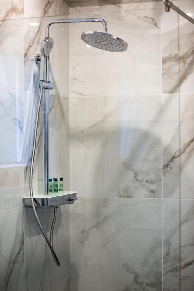 Фото Marcius Luxury Apartment