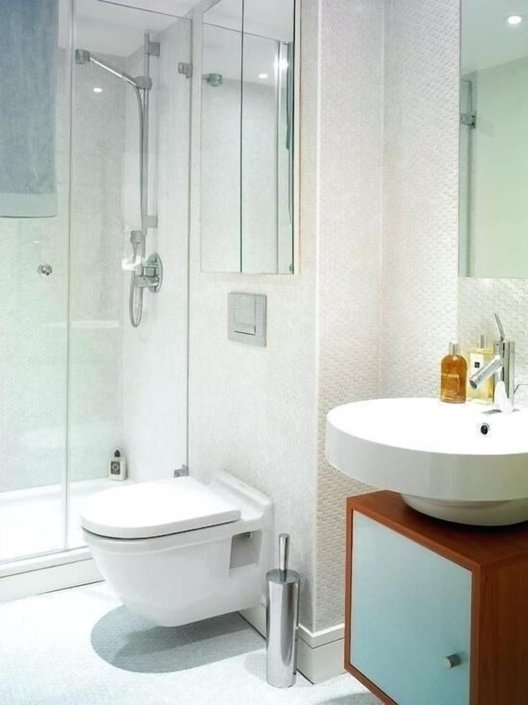 Фото Hotel The Woodz