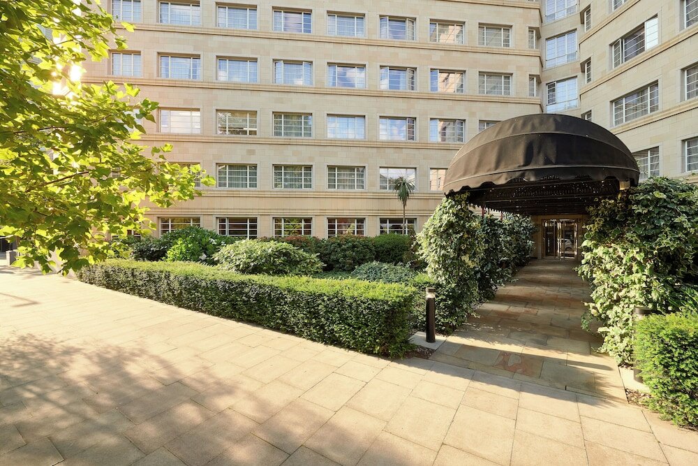 Фото The Level at Meliá White House