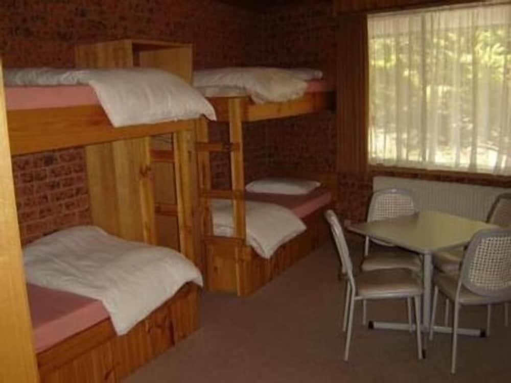 Фото Merrijig Motor Inn Resort