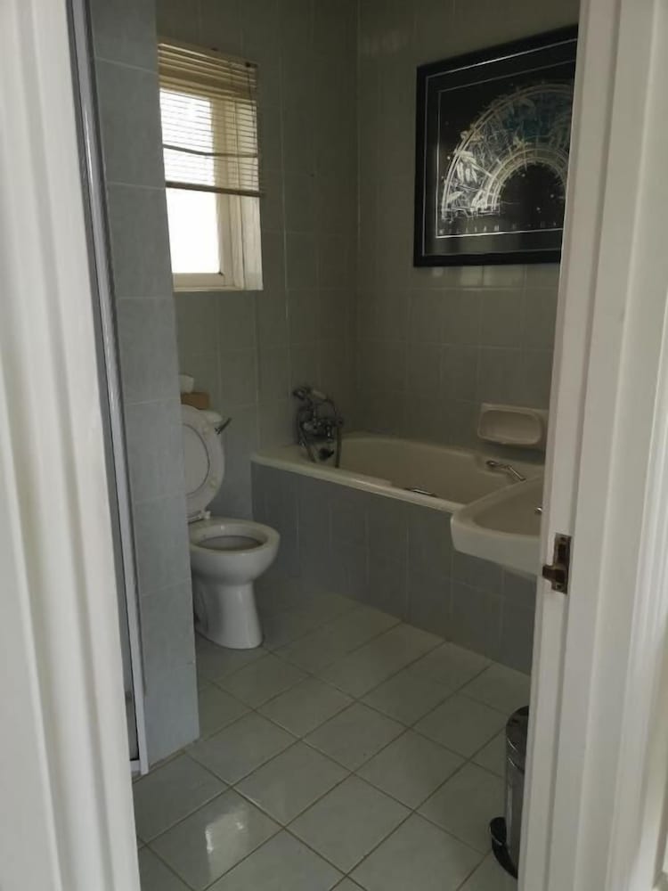 Фото 39 on Church Guesthouse and Conferencing