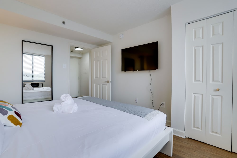 Фото Modern apartment in the center Pentagon