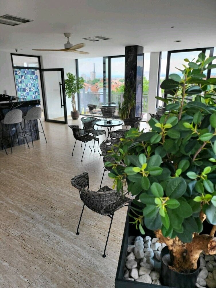 Фото Sky apartmani