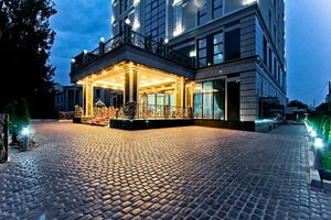 Гостиница The Plaza Hotel Bishkek