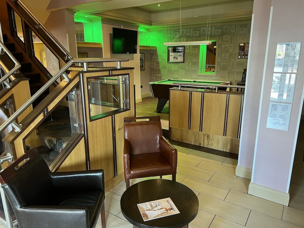 Фото Southport Metro Hotel