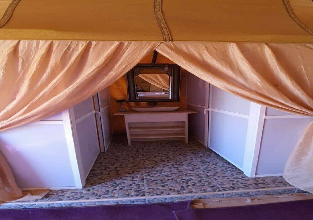 Фото Shining Luxury Camp